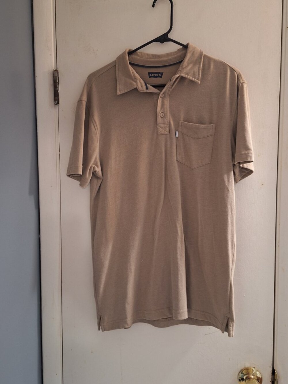 Levi's shirt medium